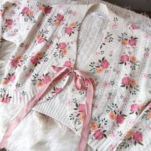Lily Maes White Spring Bouquet Cottage Floral Tie Front Cropped Cardigan Sweater